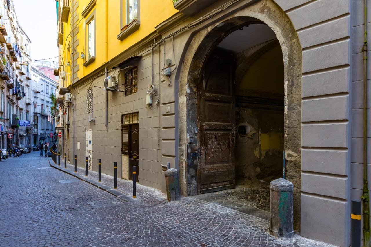 Apartment With Balcony In Palazzo Diaz By Wonderful Italy Neapel Exterior foto